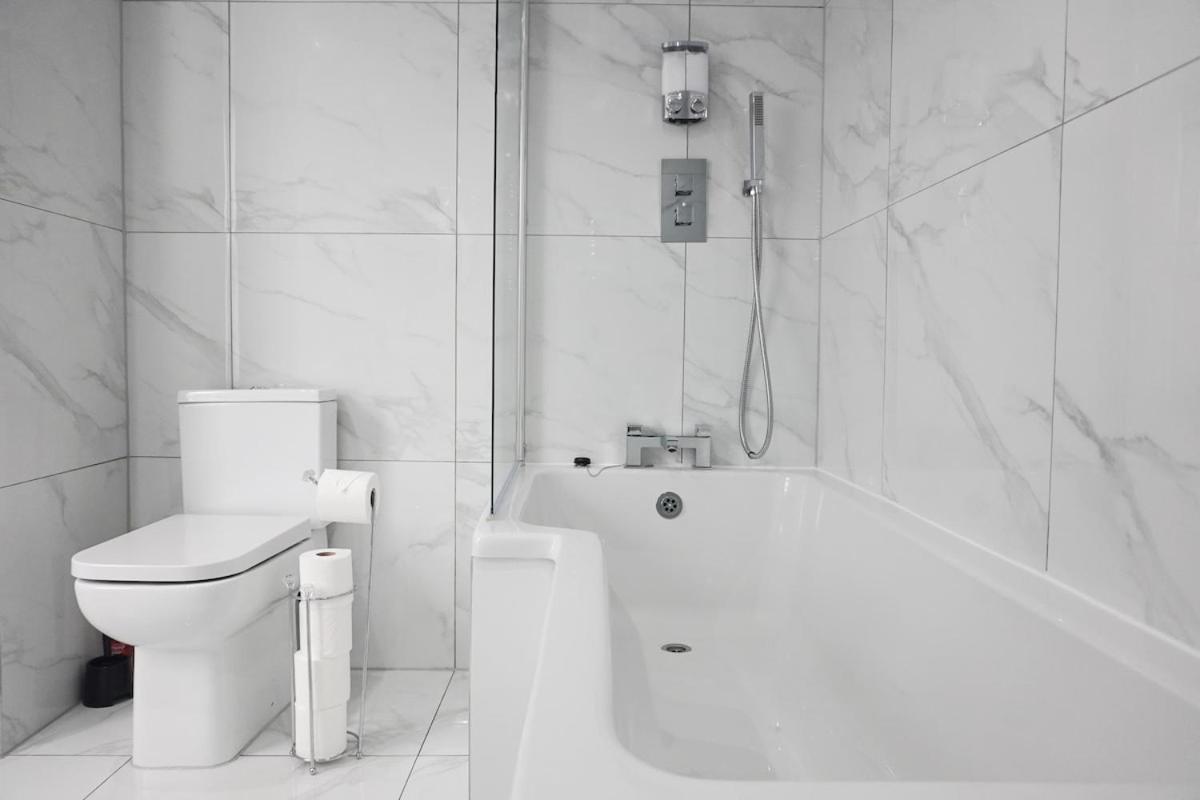 Contractors Dream, 4 Bedroom 2 Bathroom Λίβερπουλ Εξωτερικό φωτογραφία